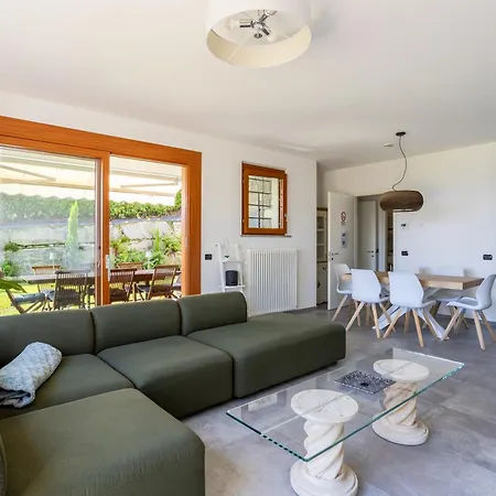 Relaxing Oasis With Private Pool & View Baveno