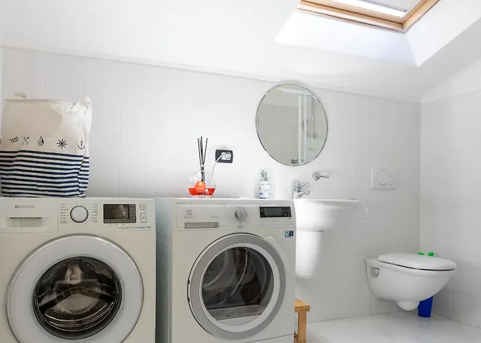 Relaxing Oasis With Private Pool & View *